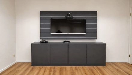 Schrank3 440x250