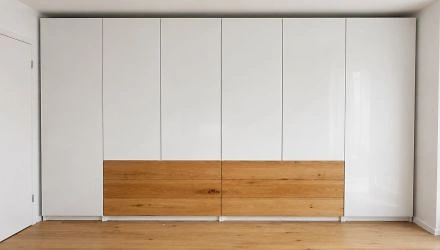 Schrank1 440x250