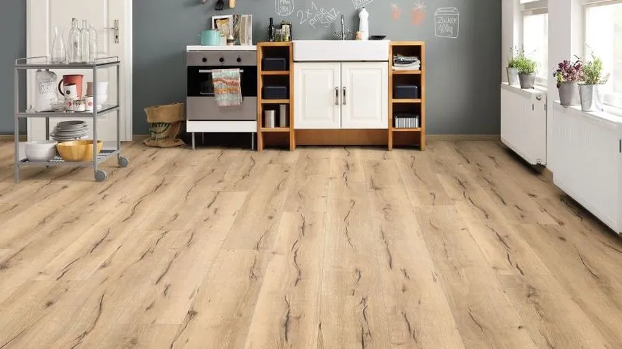 \\sw-ag\AllgeierSchoedel\Bilder Onlineshop\Haro\46060201_530693_haro_laminatboden_gran_via_4v_eiche_italica_creme_authentic_qv.jpg