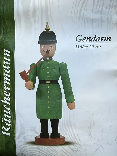 \\SW-AG\AllgeierSchoedel\Bilder Onlineshop\Basteln_Reinsdorf\Selbstbaus&auml;tze\Bastel R&auml;ucher\Gendarm R&auml;uchermann.jpeg