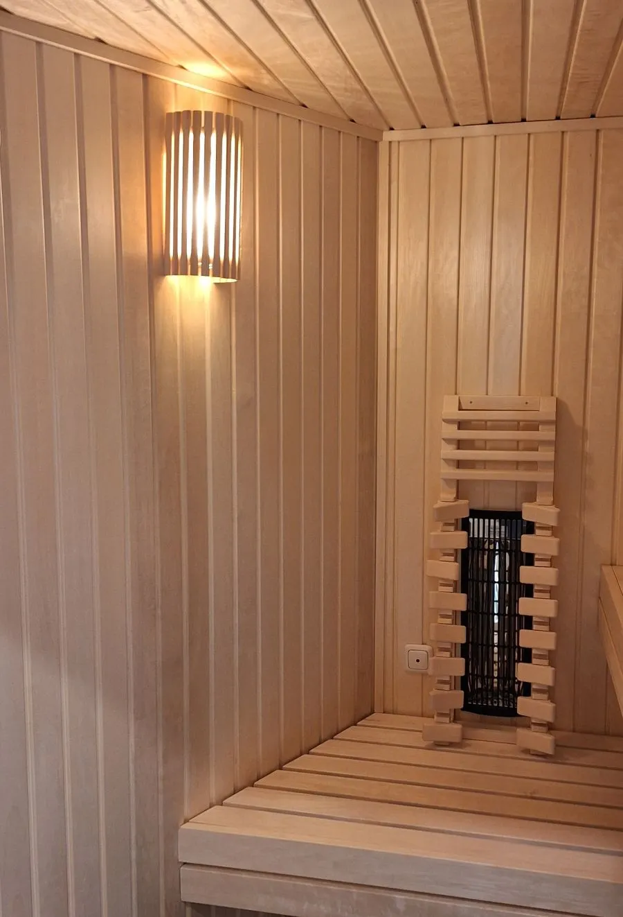 Sauna-Kabine nach Mass gebaut